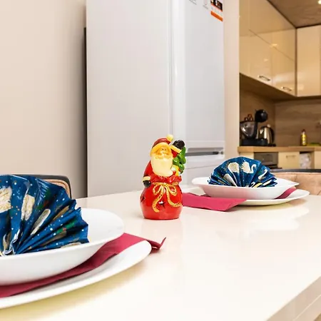 Sunny 1bd In Old Town By Flat Mаnager דירה