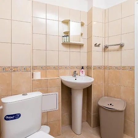 아파트 Sunny 1bd In Old Town By Flat Mаnager *